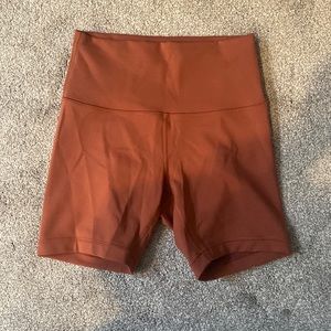 Lululemon wunder under shorts